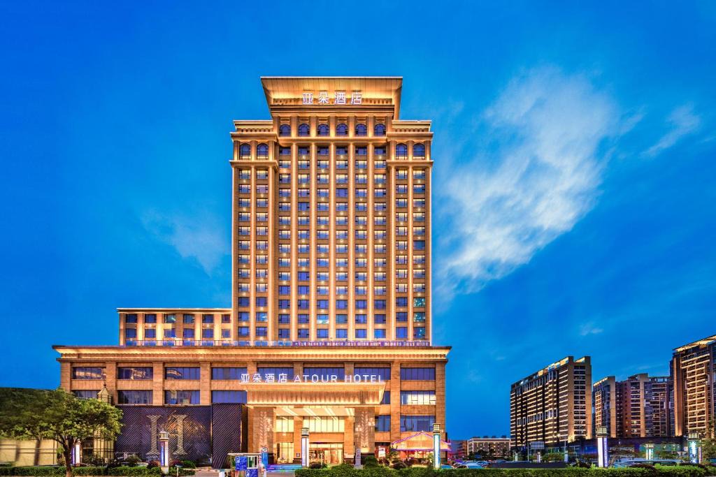 Fenggang Hotel | 东莞凤岗南天大厦亚朵酒店