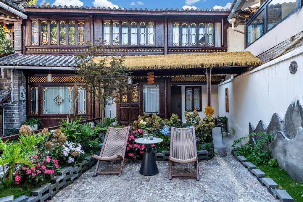Dayan Old Town House | 丽江大研阁花园民宿丨木府店丨