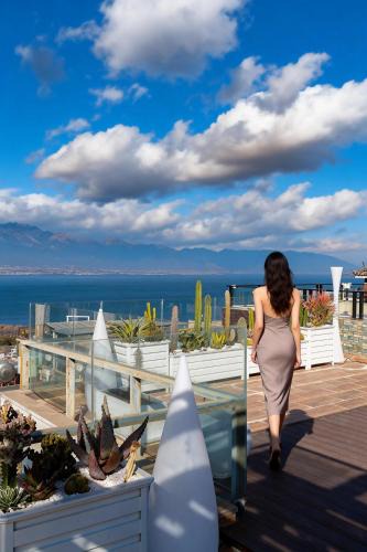 Manjiang Bed & Breakfast | 云顶海景设计师别墅Yunding Seaview Designer Villa