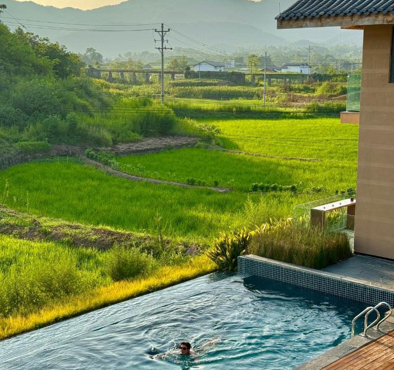 Tongliang County Hotel | 亦念亦忘民宿, Enjoying Countryside Scenery, Private Hot Spring, Chinese Cultural Experience, Family Farm Pick-up