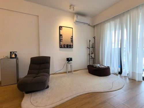Huiyang Apartment | 小径湾悦山海