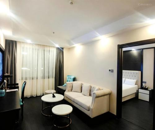 Tianjin City Center Hotel | 希岸轻雅酒店天津古文化街鼓楼地铁站店