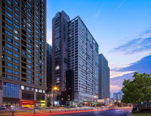 Lusong Qu Hotel | 希顾酒店株洲火车站店
