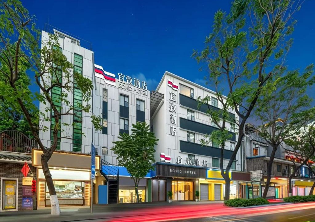 Liwan Hotel | 广州上下九永庆坊长寿路地铁站店宜致酒店