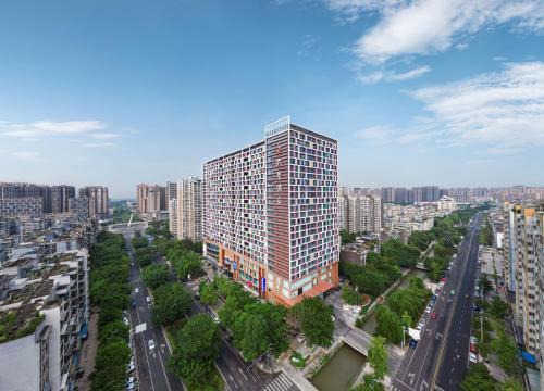 Qingbaijiang Hotel | 成都市凤凰湖天泉酒店