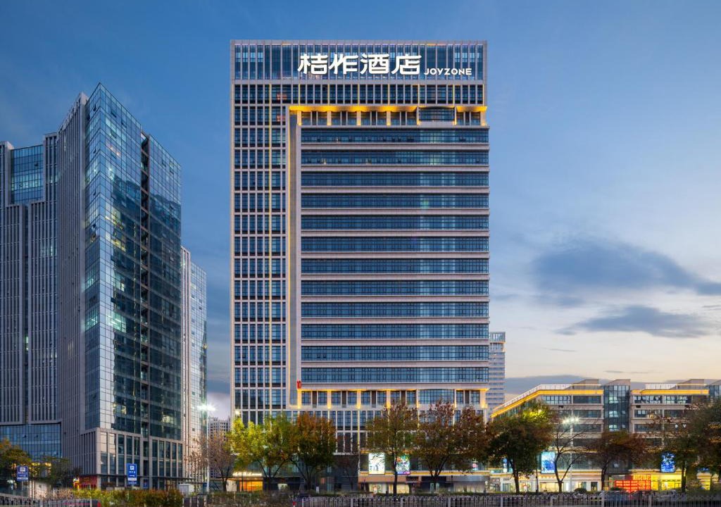 Weidu District Hotel | 桔作酒店 许昌东站胖东来天使城店