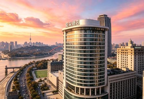 Jiang Han Hotel | 武汉江汉路江汉关江景亚朵酒店