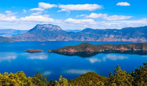 Lugu Lake - Ninglang House | 泸沽湖vine villa曼墅度假酒店