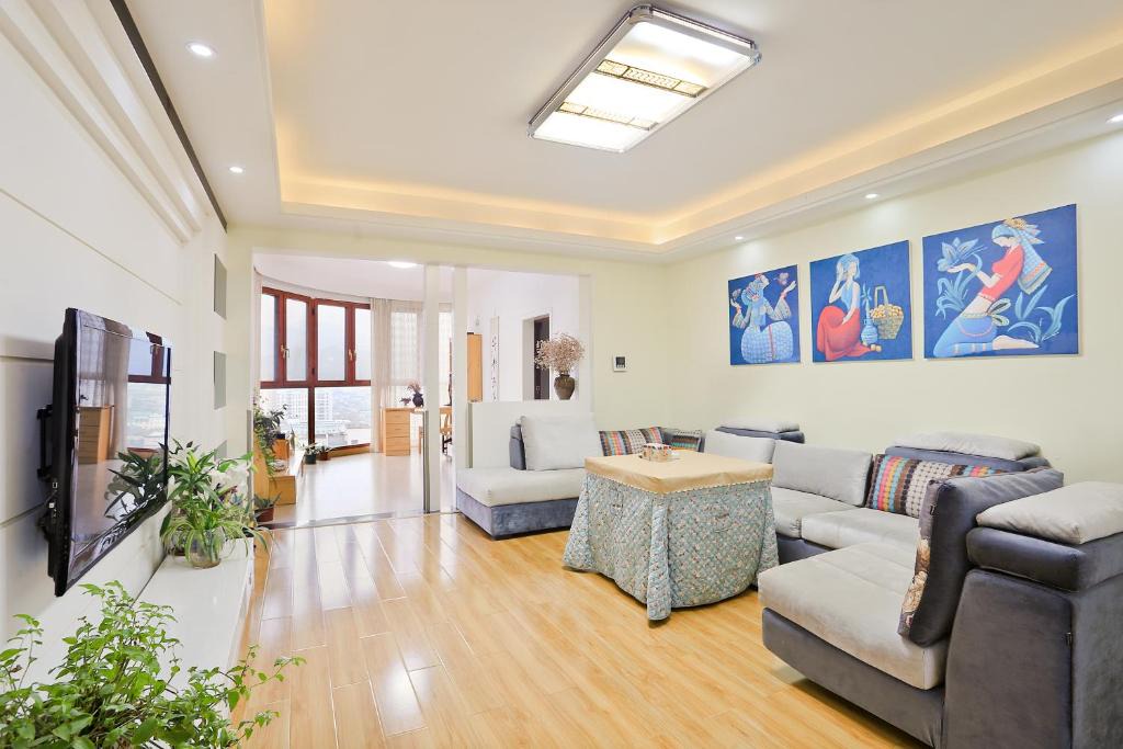 Xixiping Apartment | 盛夏民宿