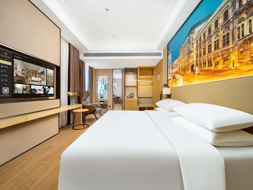 Long Hua Hotel | 维也纳国际酒店海口高铁东站吾悦广场店