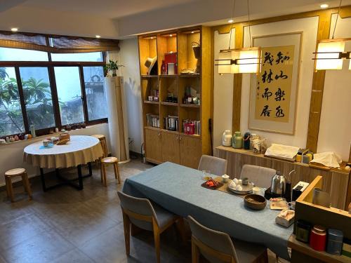 Xihu House | 闲山民宿 CosyValley Inn