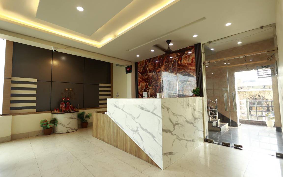 Mathura Hotel | 12 m² Hotel ∙ 2 guests