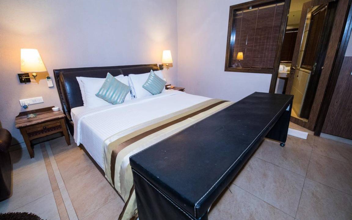 Bareilly Hotel | 144 m² Hotel ∙ 4 guests