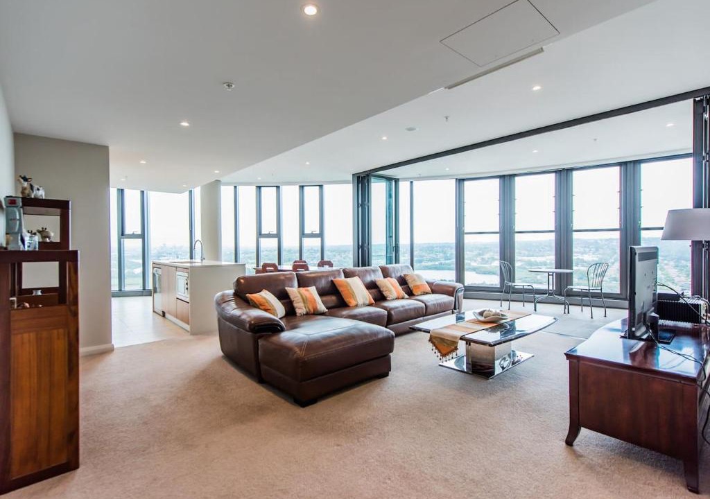 Wentworth Point Apartment | 180° water view three bedroom (wooden furniture)