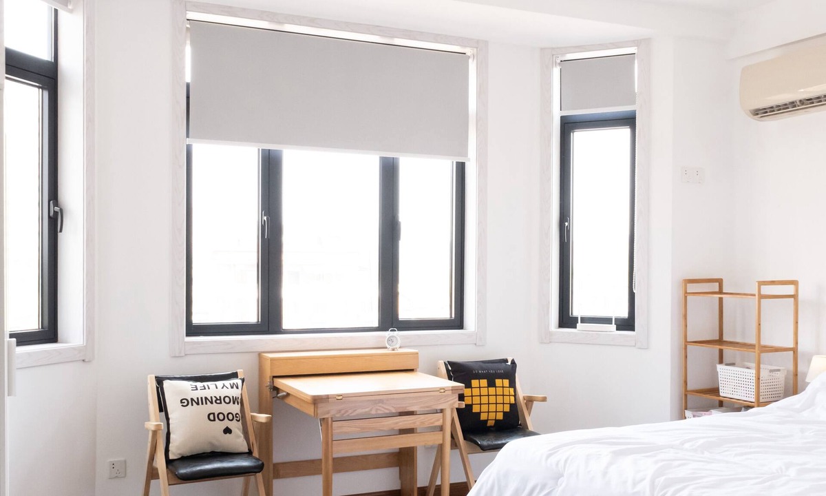 Huaihai Road Commercial Area Apartment | 1930 French Minimalist Apartment