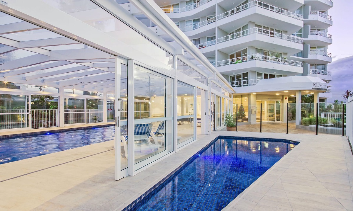 Palm Beach Hotel | 19th Avenue On The Beach
