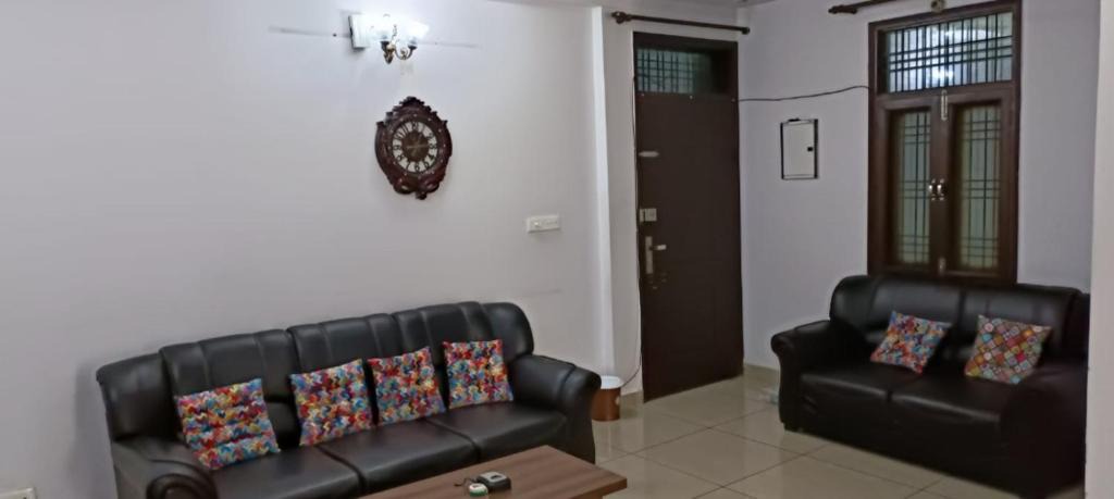 Auli Apartment | 2 BHK In VIP Area, Hazrat Ganj, Lucknow