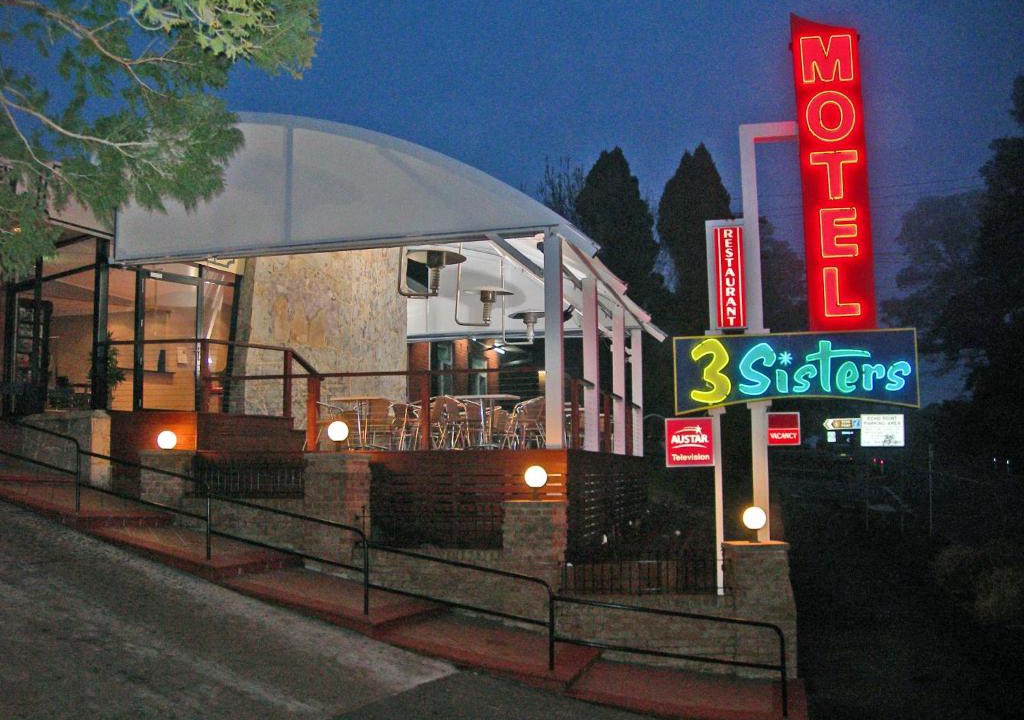 Katoomba Hotel | 3 Sisters Motel