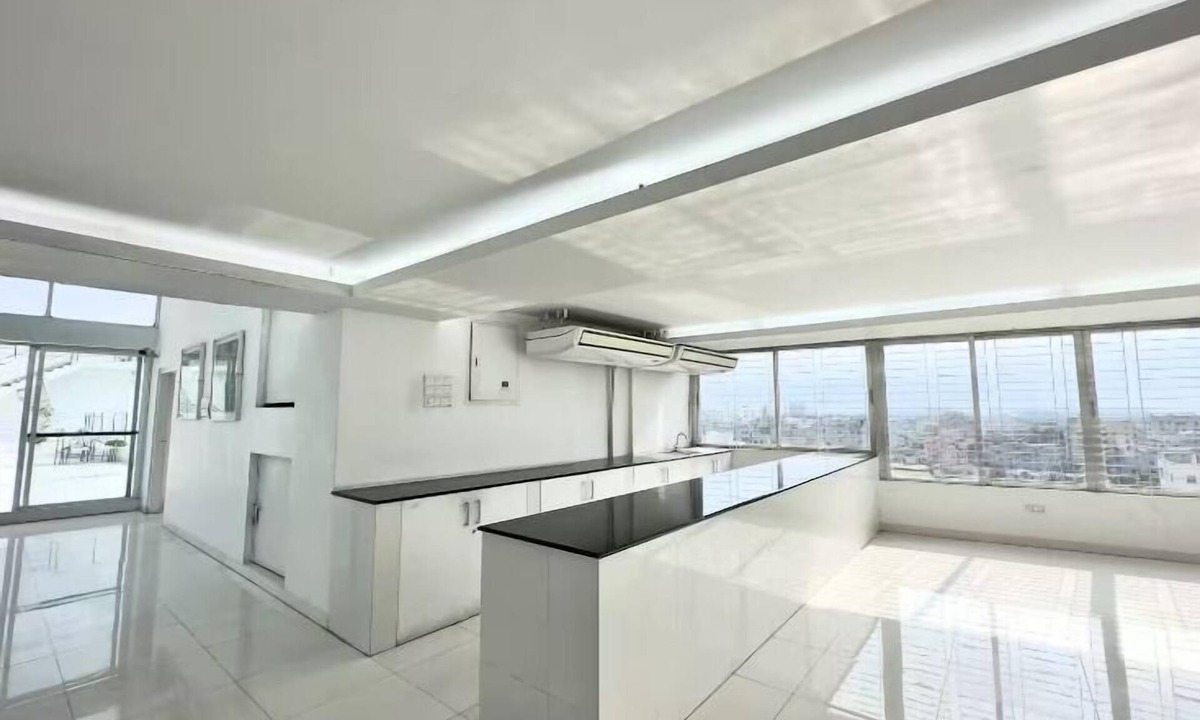 Basundhara Residential Area Apartment | 300 sq.ft 7 Cozy Apt with Pool-Gym