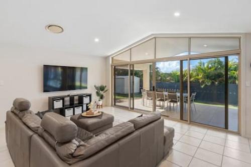 Parkinson House | 4 Bedroom Spacious Cozy Family Retreat Parkinson