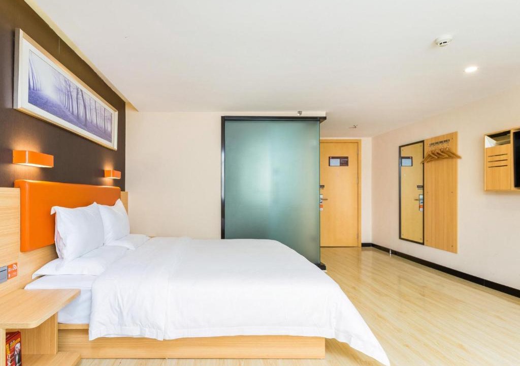 Sanya Hotel | 7 Days Premium Sanya Bay Haiyue Plaza Foreign Trade Road Food Street Branch