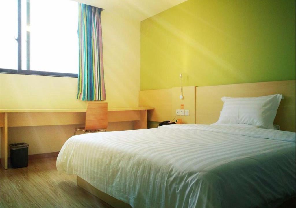 Shiyan Hotel | 7Days Inn Shenzhen Shiyan