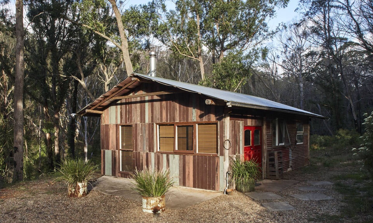 Reidsdale Cabin | A bright spacious private timber cabin, on a beautiful 11acre off-grid property!