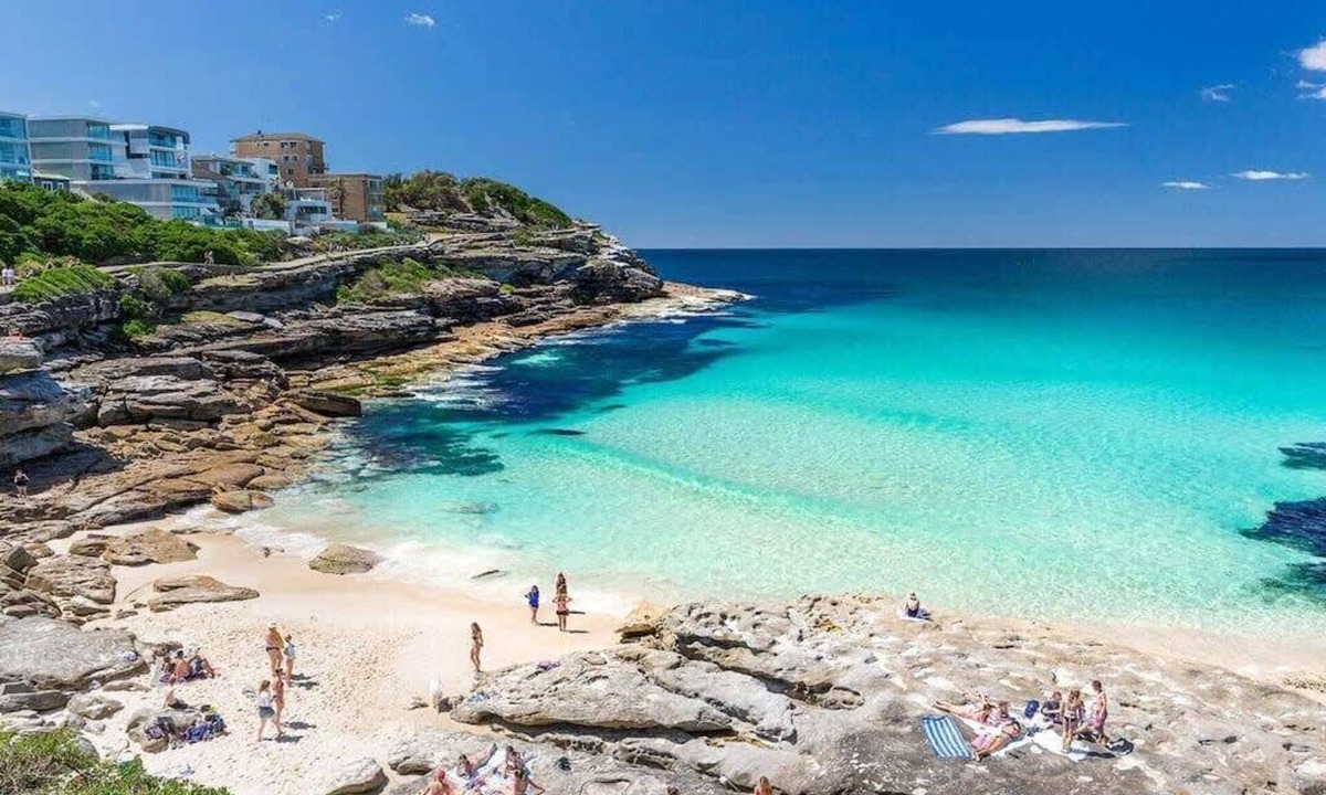 Bondi Beach Apartment | A Modern Beach Studio, 5min Walk to Bondi Beach