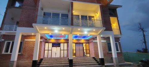 Srinagar House | A R villa and cottage