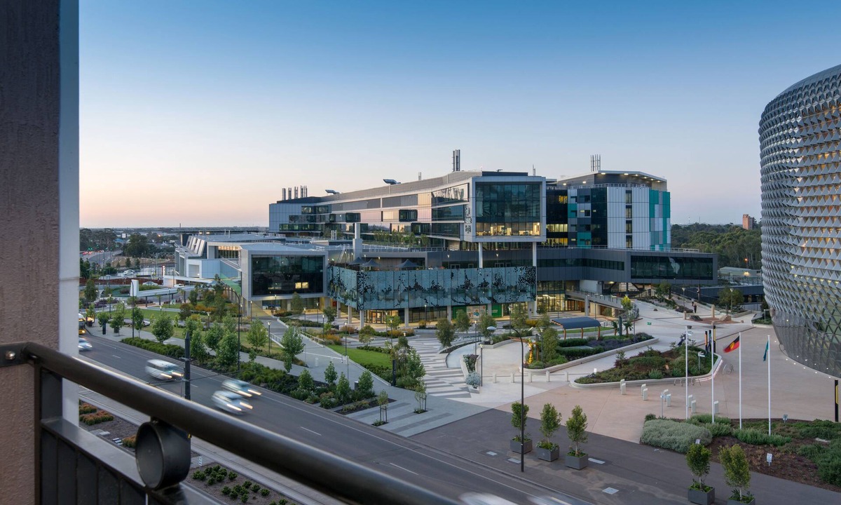 Adelaide Central Business District Hotel | Adelaide Riviera Hotel