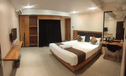 Sualkuchi Hotel | Aditya Inn