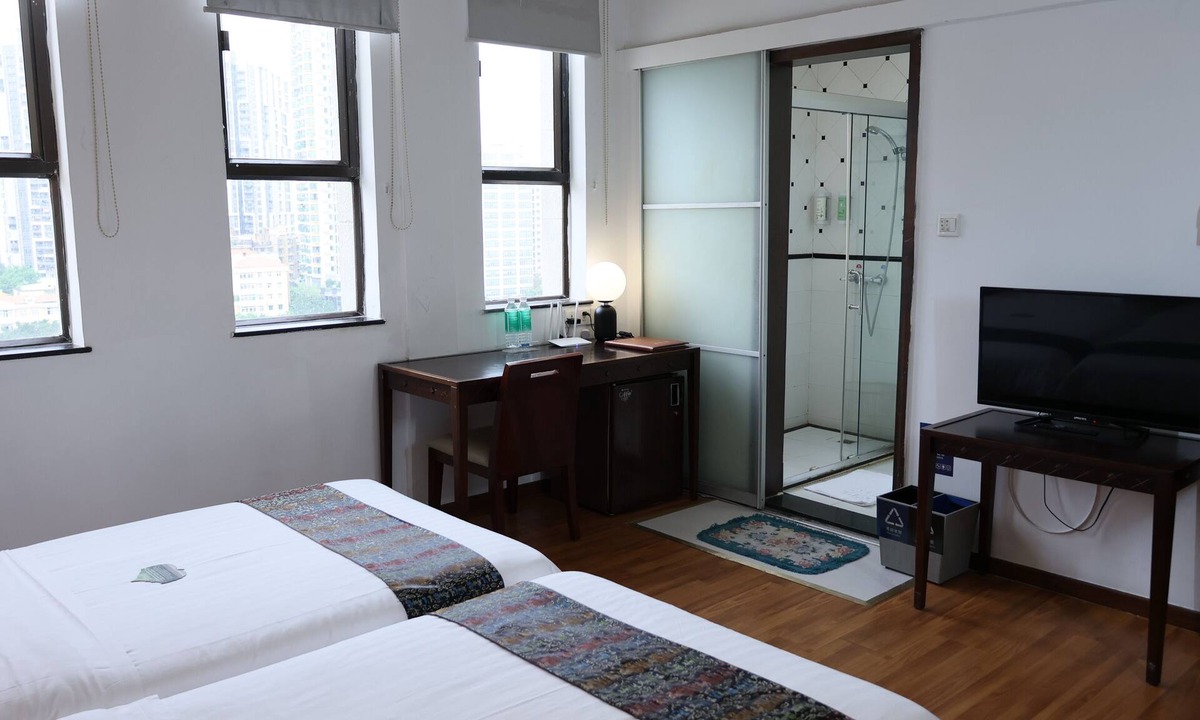 Guangzhou Hotel | Aiqun Hotel Guangzhou - Free shuttle between hotel and Exhibition Center during Canton Fair