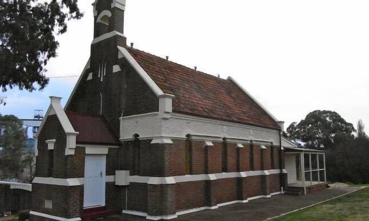 Wallendbeen House | Allawah: Old Methodist Church