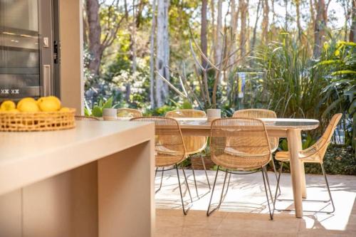 Boomerang Beach House | Always Summer Boomerang