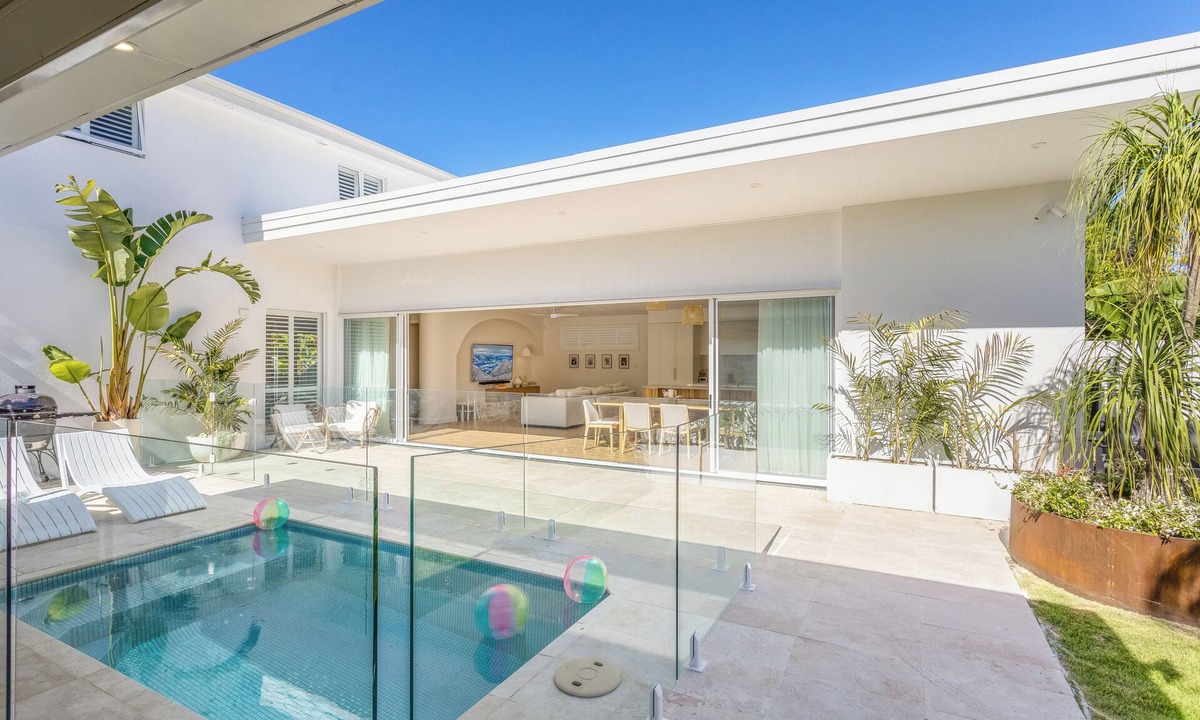 Deception Bay House | Amazing location and Luxury Dream House&heated Pool&Ev Charging&Pet Friendly