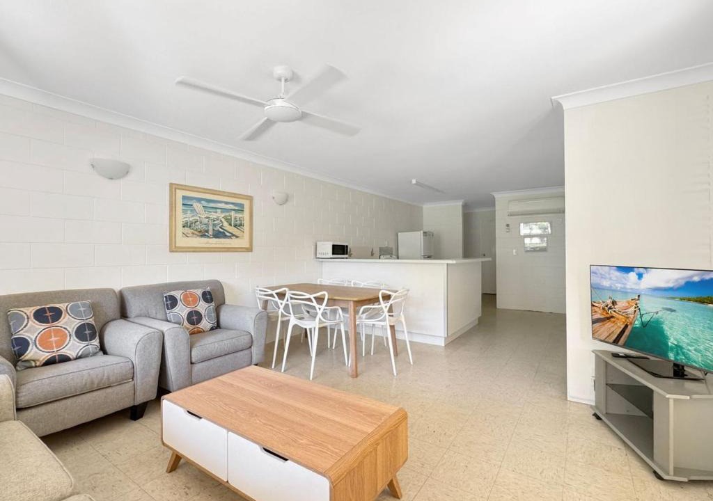 Arcadia Apartment | Arcadia Palms 1