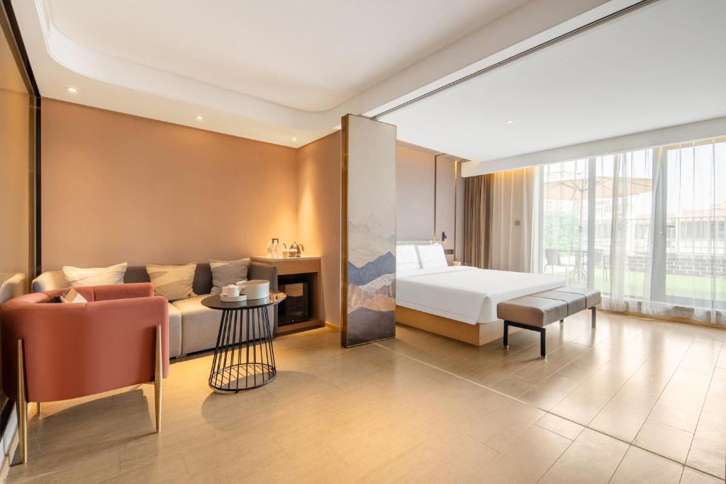Xuanwu Hotel | Atour Hotel Beijing Lize Financial Business District