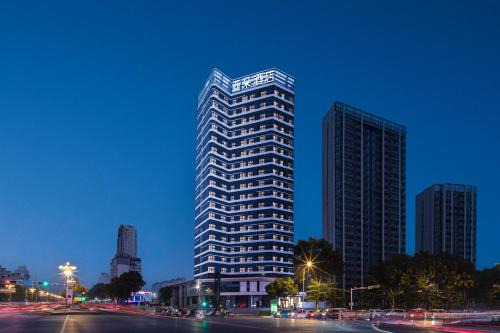 Sunjialong Hotel | Atour Hotel Changhong Avenue