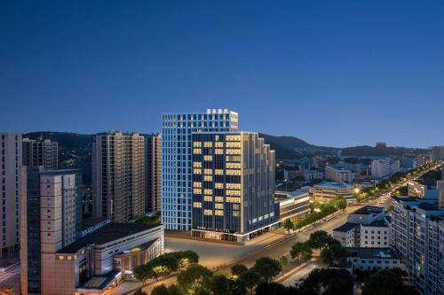 Cixi Hotel | Atour Hotel Cixi Shanglinfang Yintai Department Store