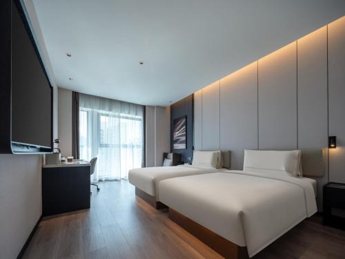 Manjiang Hotel | Atour Hotel Dali Erhai Park Wanda Plaza