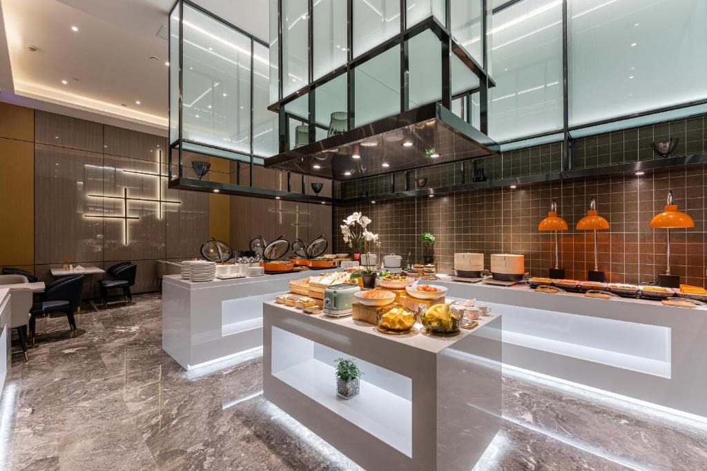 Wuxing Hotel | Atour Hotel Huzhou City Government