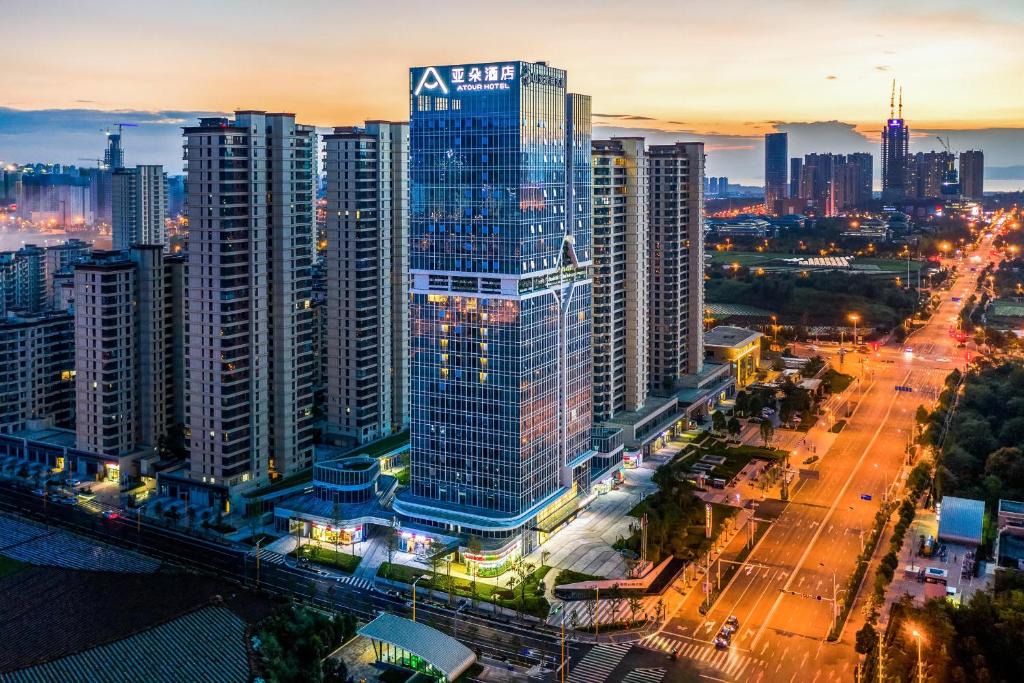 Chenggong Hotel | Atour Hotel Kunming Municipal Government Chunrong Street