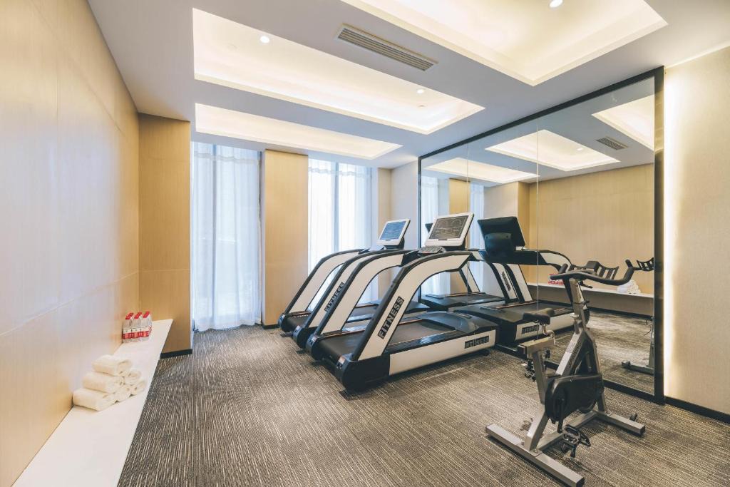 Kunshan Hotel | Atour Hotel Kunshan Yongda Business Plaza