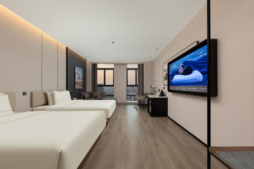 Sanjiaoqiaocun Hotel | Atour Hotel Nantong Development Zone Aeon Mall