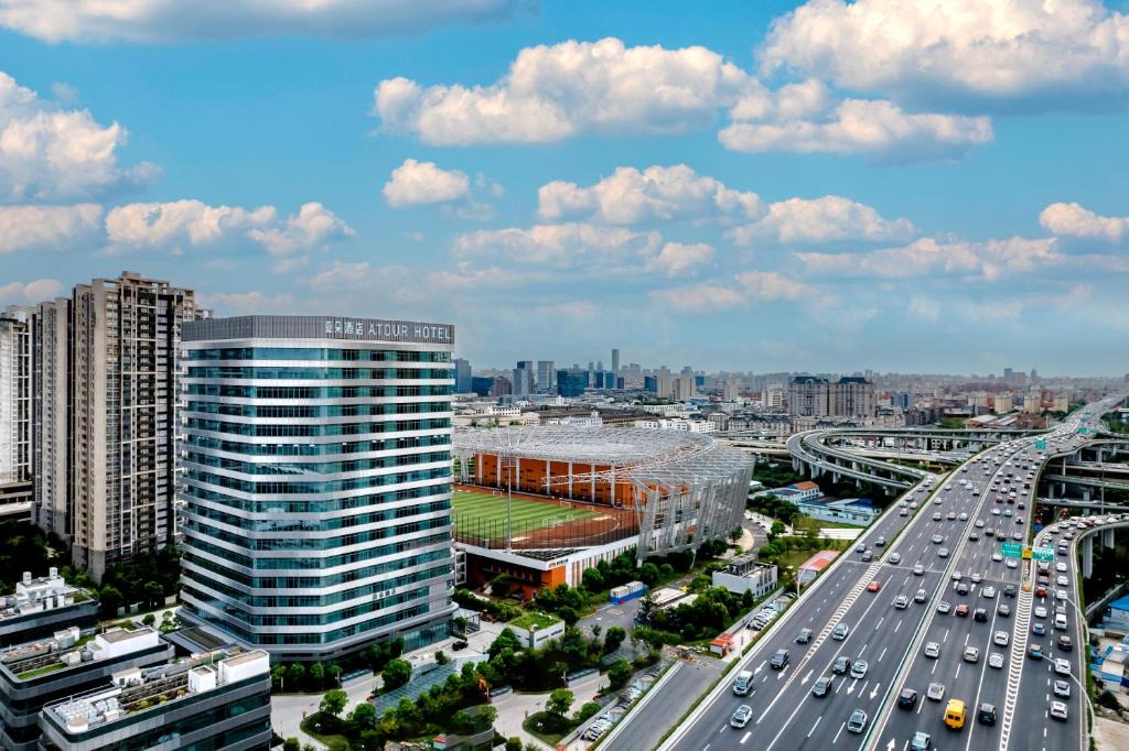 Zhabei Hotel | Atour Hotel Shanghai Daning North High Tech Park