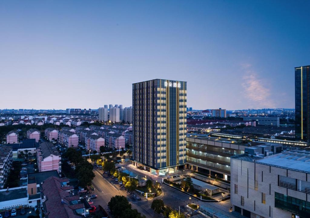 Weiting Hotel | Atour Hotel Suzhou Industrial Park Fengting Avenue