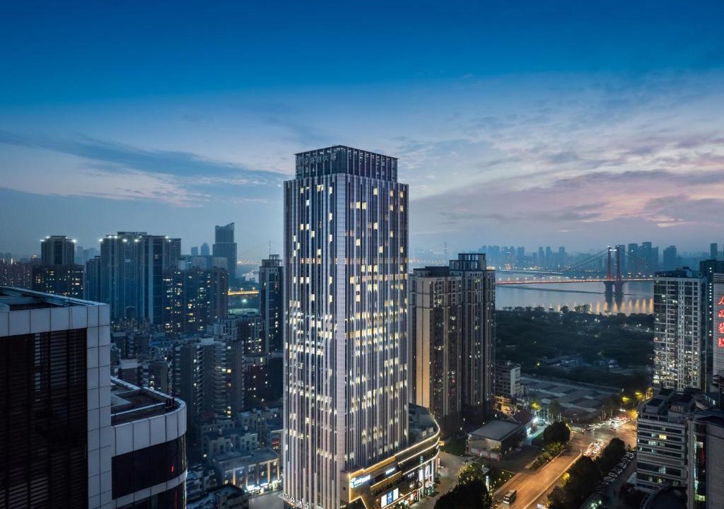 Wuchang Hotel | Atour Hotel Wuhan Yellow Crane Tower Shouyi Plaza