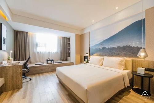 Donghecun Hotel | Atour Hotel Xuzhou Global Harbor