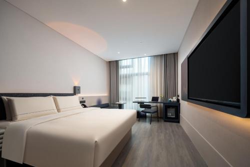 Yaohai Hotel | Atour Light Hotel North Square of Hefei Railway Station