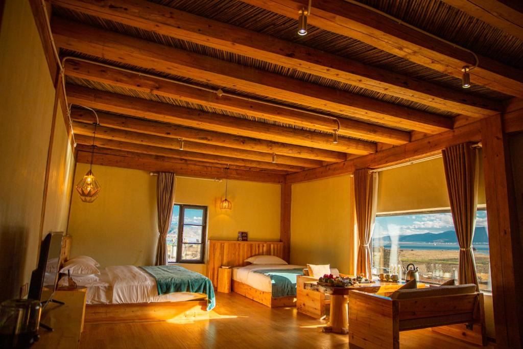 Shangri-La House | Aurora Hotel